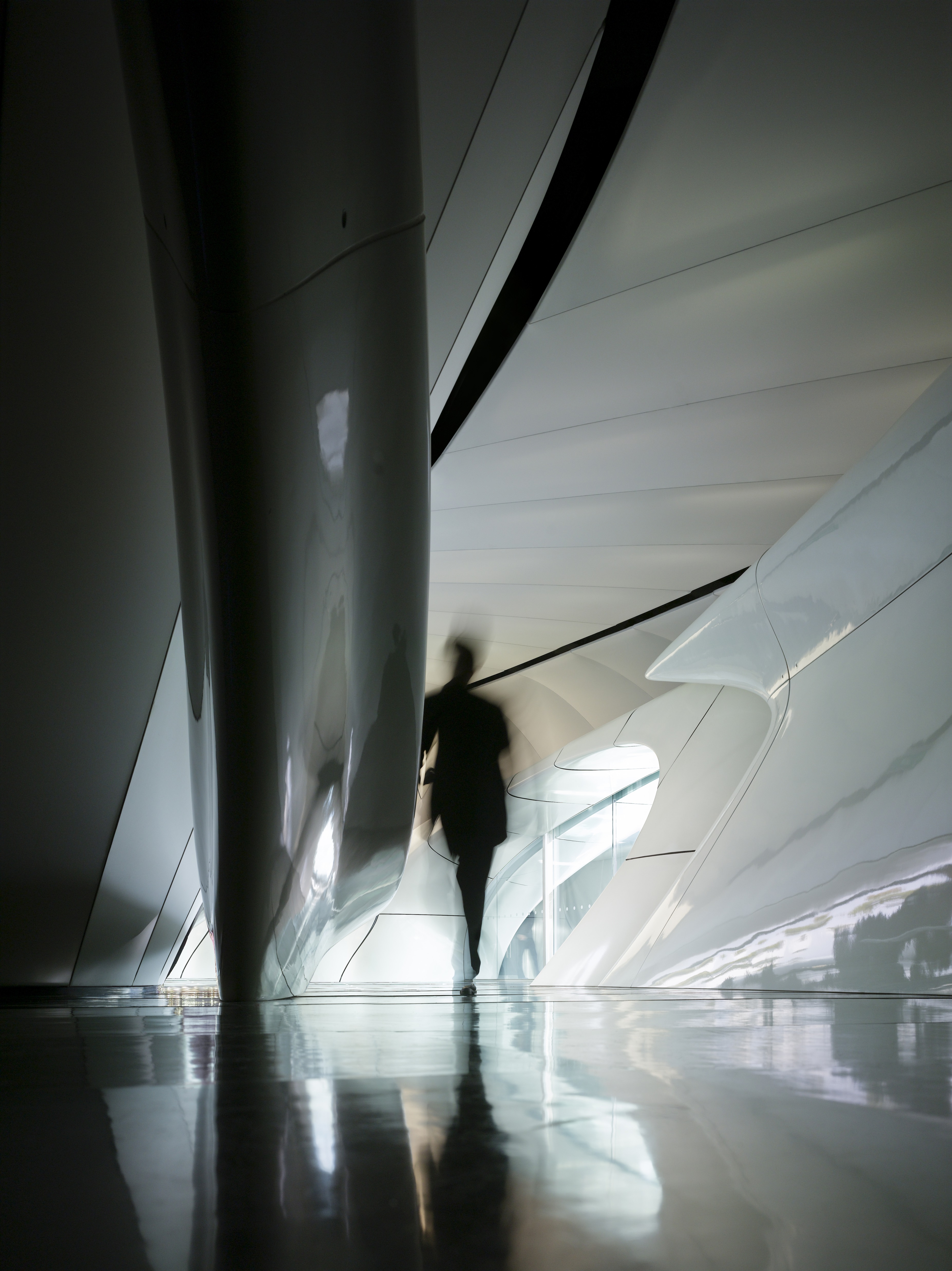 Mobile Art Chanel Contemporary Art Containe | ZHA Architects