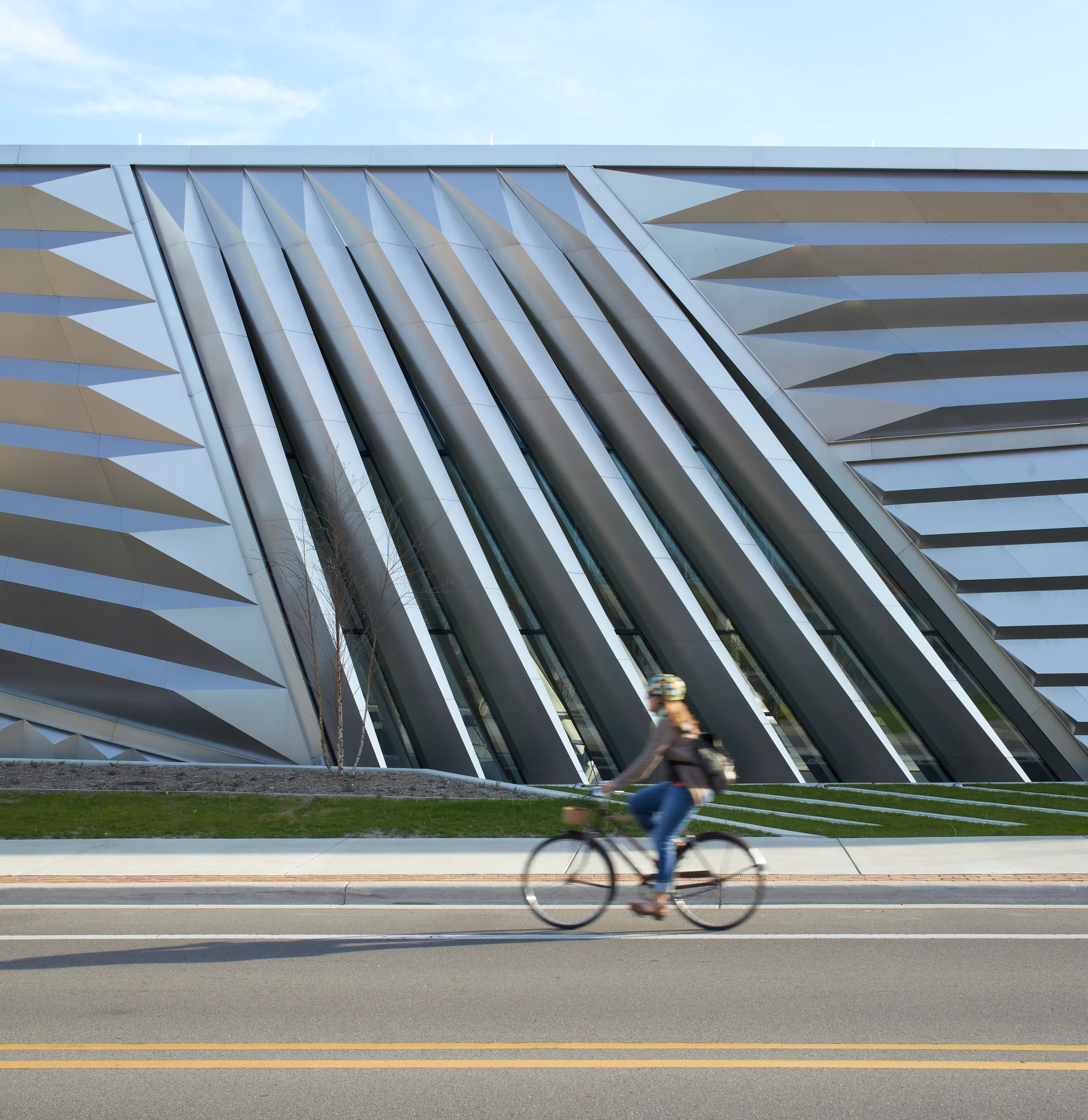 The photographers Hufton + Crow own the copyright of these images of the Eli & Edythe Broad Art Museum by ZHA.
The images may be used without fee in editorial features only. Please credit Hufton + Crow Photographers with any image used.
Promotional and Marketing use prohibited.
For any other use beyond editorial, please contact the photographers for permission