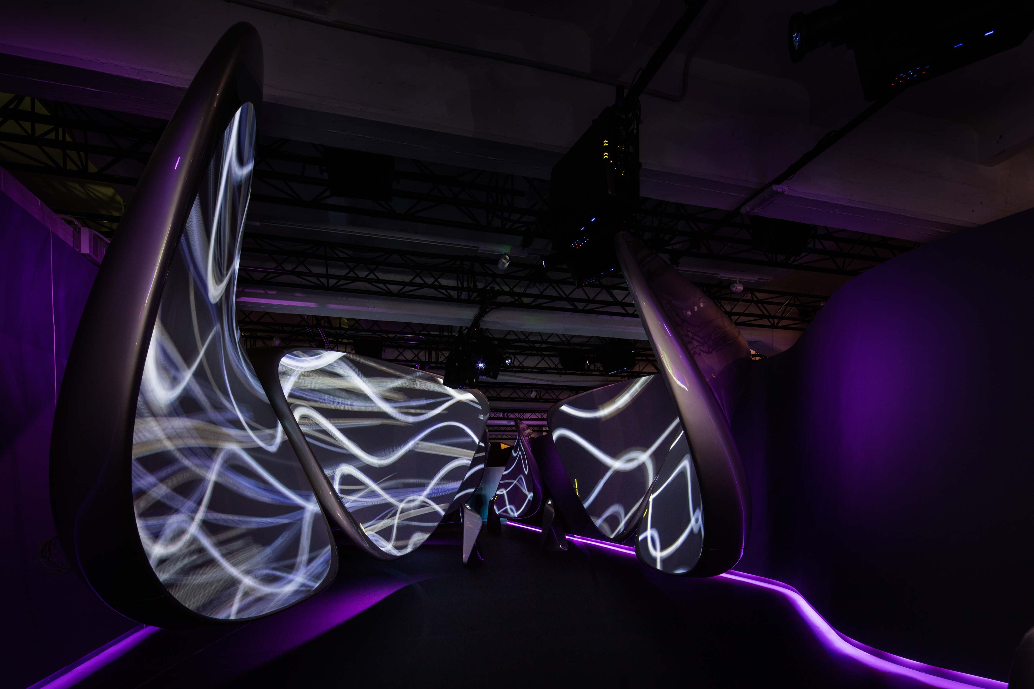 Mobile Art Chanel Contemporary Art Containe | ZHA Architects
